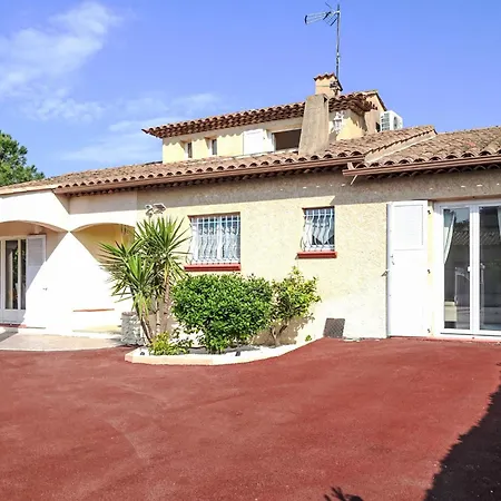 Villa Chopin By Interhome