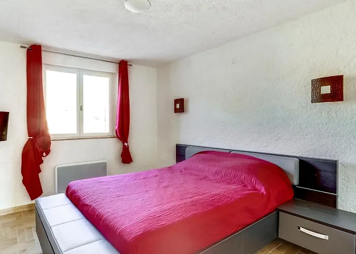Chopin By Interhome * La Bouverie