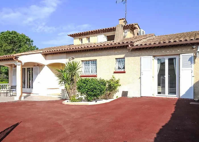 Villa Chopin By Interhome